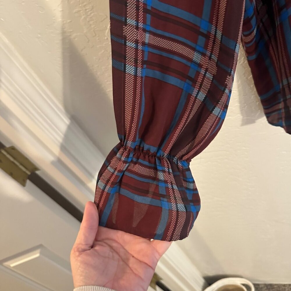 Y Zac & Rachel Plus Size Plaid Bell Sleeved Blouse - Picture 3 of 11